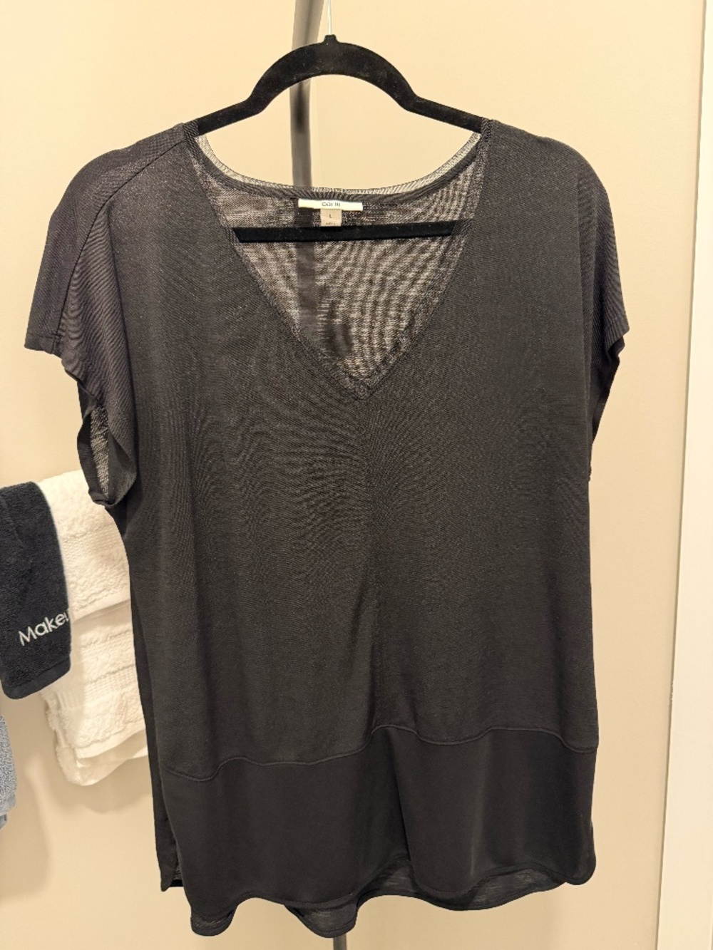 Bar III Black Mesh Panel V-Neck Top Size Large